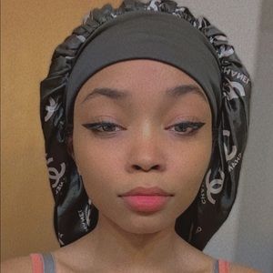 Meet your Posher, Philecia